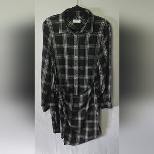 UNTUCKit Plaid Long Sleeve Dress - Black and White